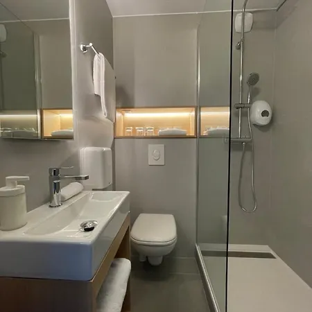 Otel Fasthotel Biarritz Cote-basque - Un Fh Collection 2*