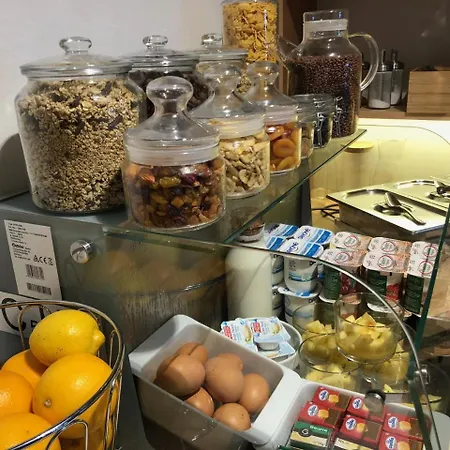 Hotell Fasthotel Biarritz Cote-basque - Un Fh Collection 2*